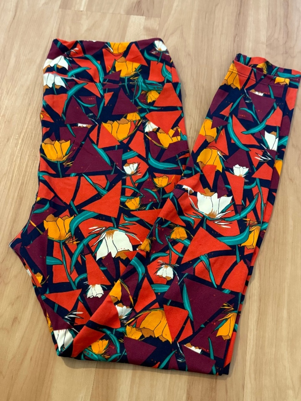 LuLaRoe Leggings Tall and Curvy Gently Used